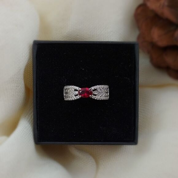 925 Sterling Silver Ruby Wreath Ring - Picture 8 of 13